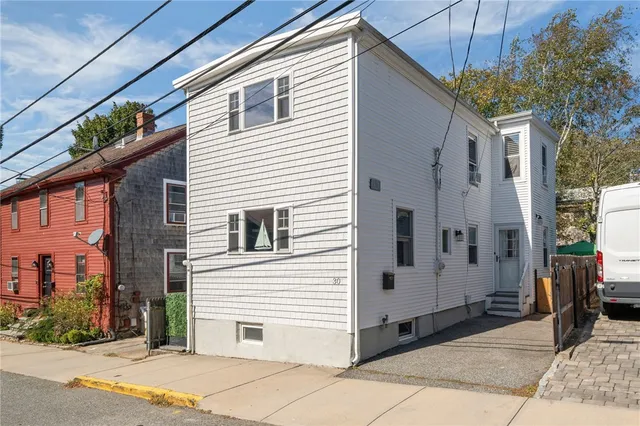$950,000 | 30 South Baptist Street, Newport, RI 02840