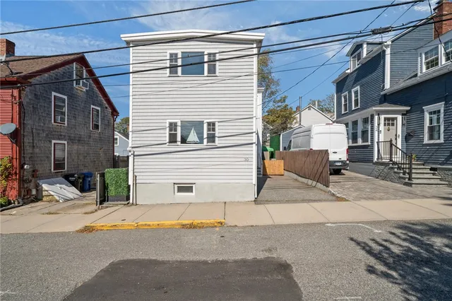 $950,000 | 30 South Baptist Street, Newport, RI 02840