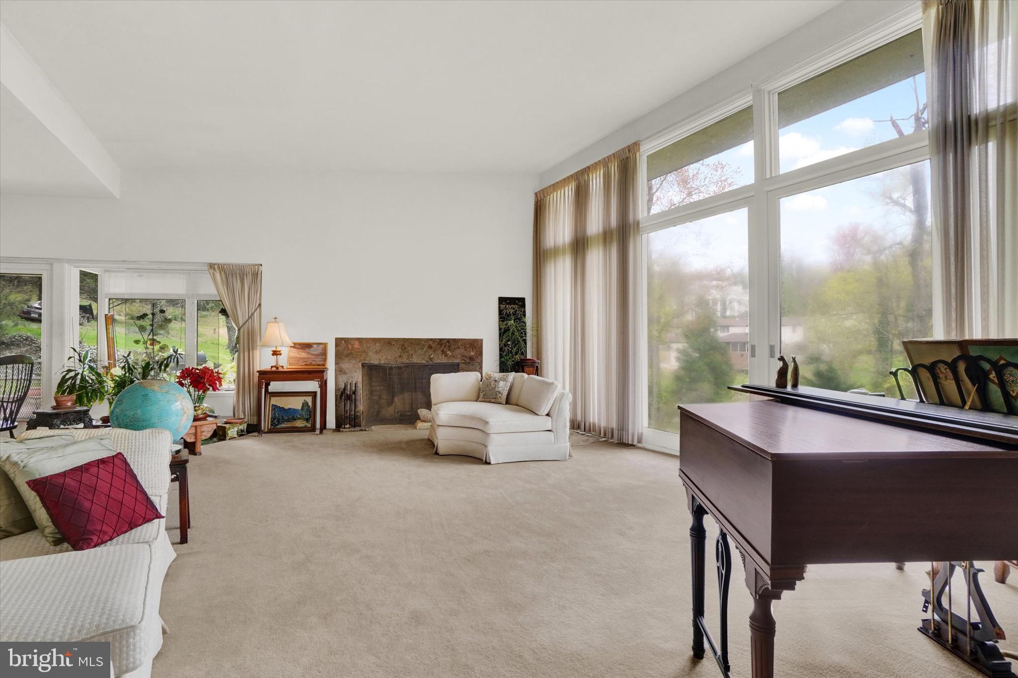 1200 Grantley Road York, PA 17403 - Photo 6 of 33 Gallery Image 6