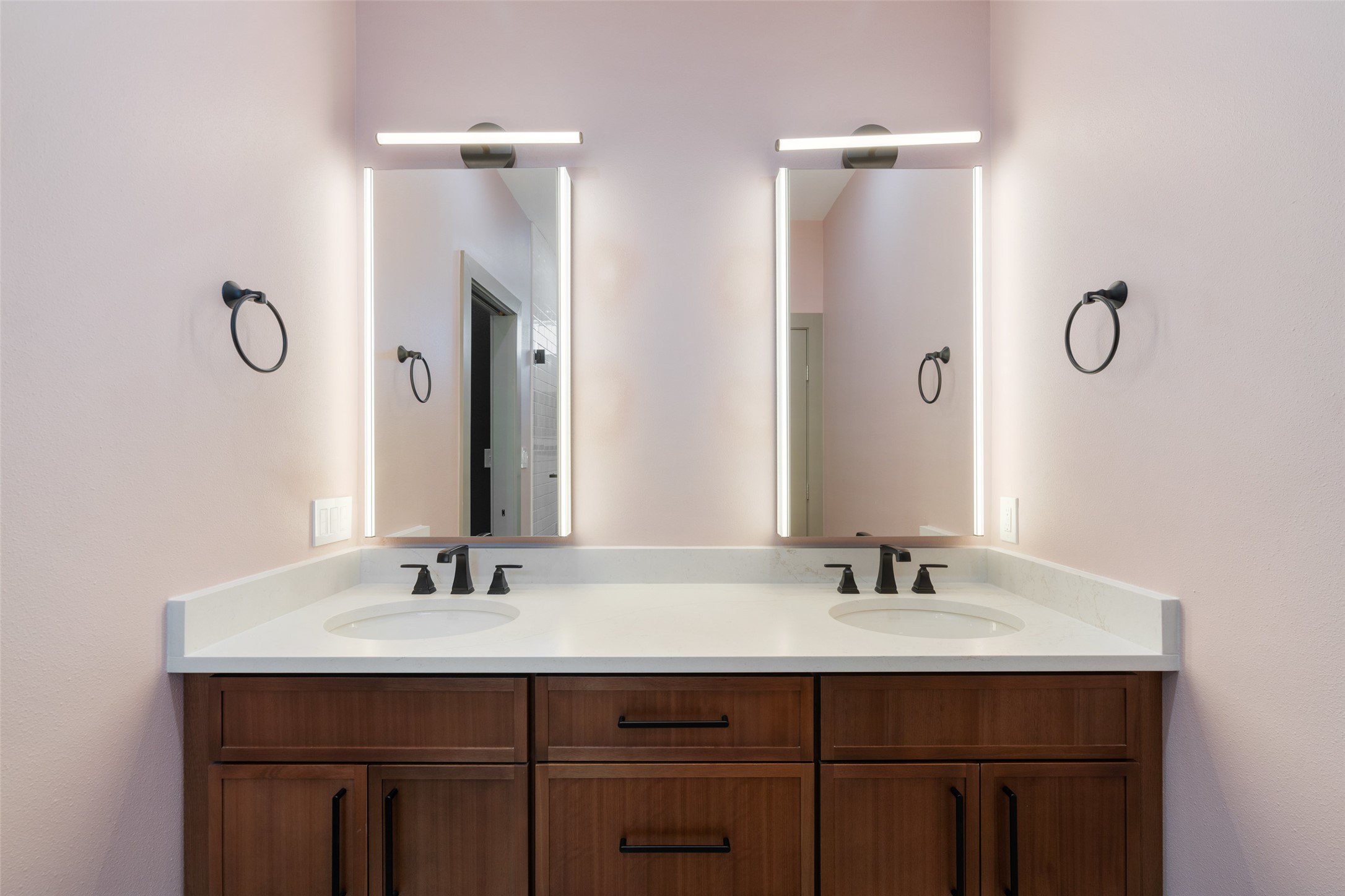 5928 Lux Street Austin, TX 78721 - Photo 14 of 27