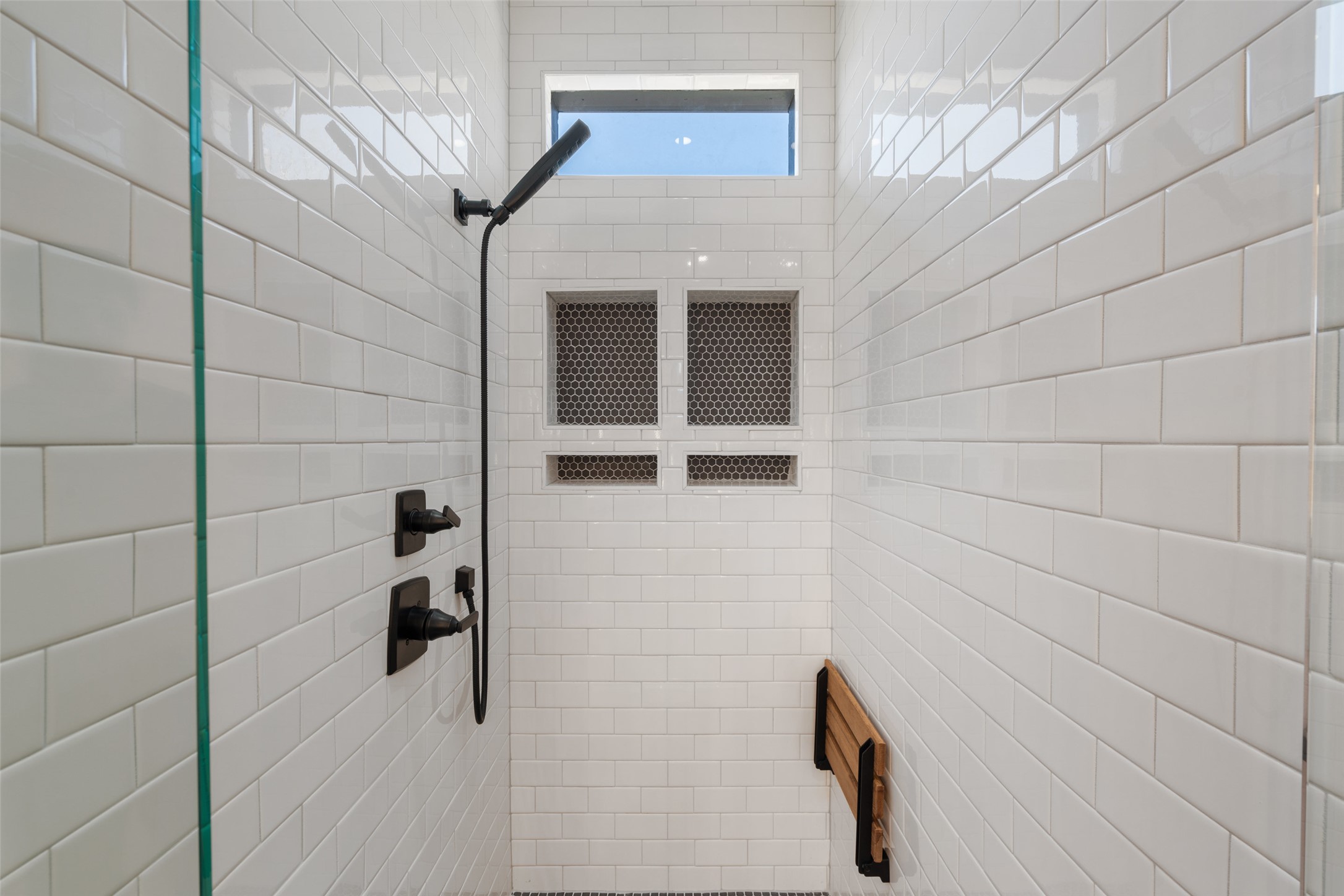 5928 Lux Street Austin, TX 78721 - Photo 16 of 27