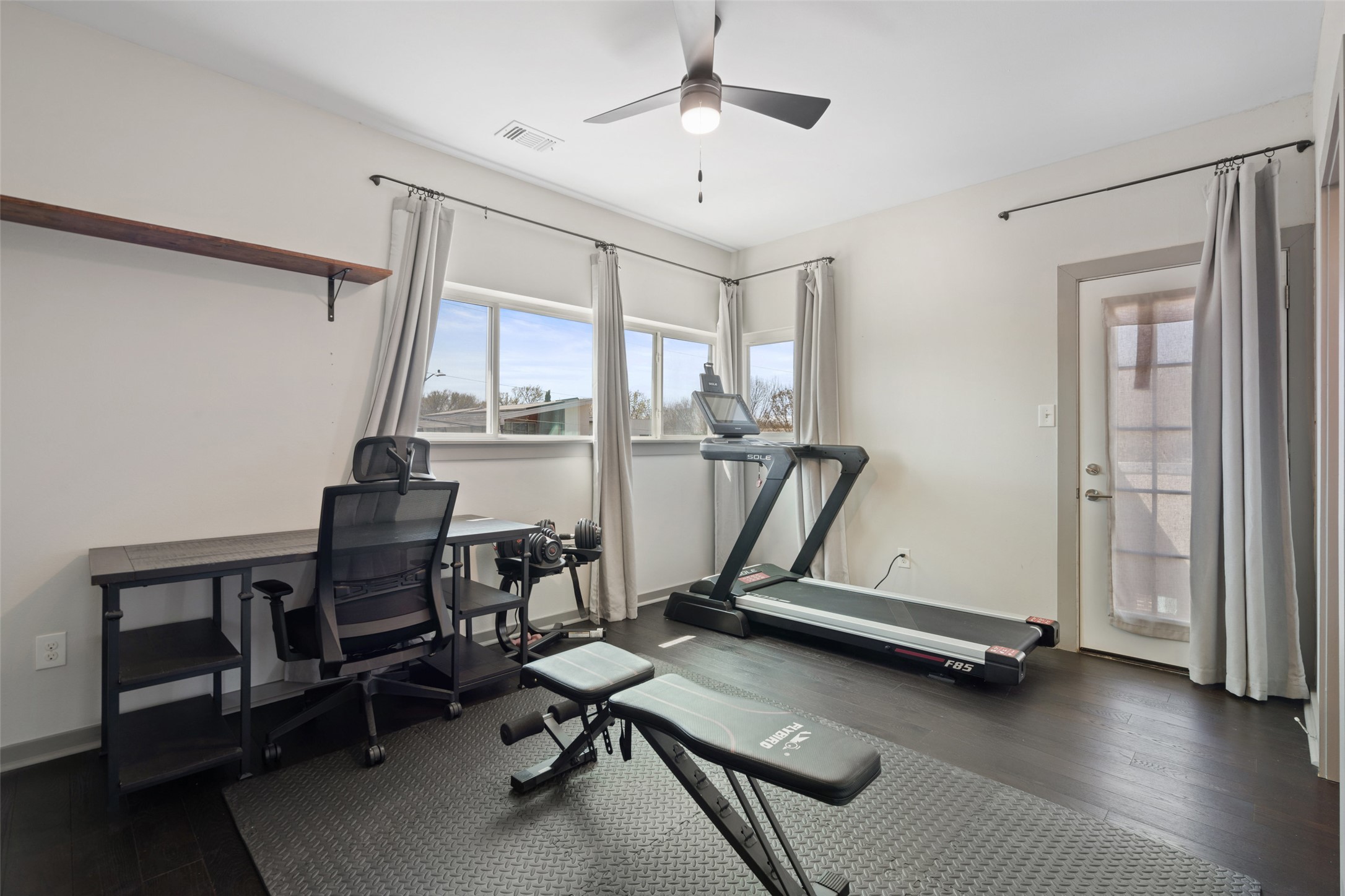 5928 Lux Street Austin, TX 78721 - Photo 18 of 27