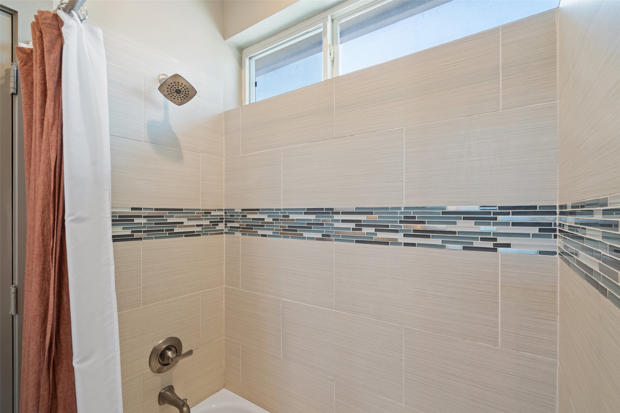 5928 Lux Street Austin, TX 78721 - Photo 21 of 27