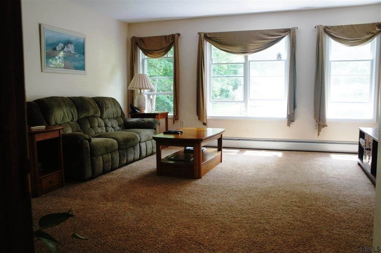 4096 River Road Colonie, NY 12110 - Photo 7 of 23 Photo 7