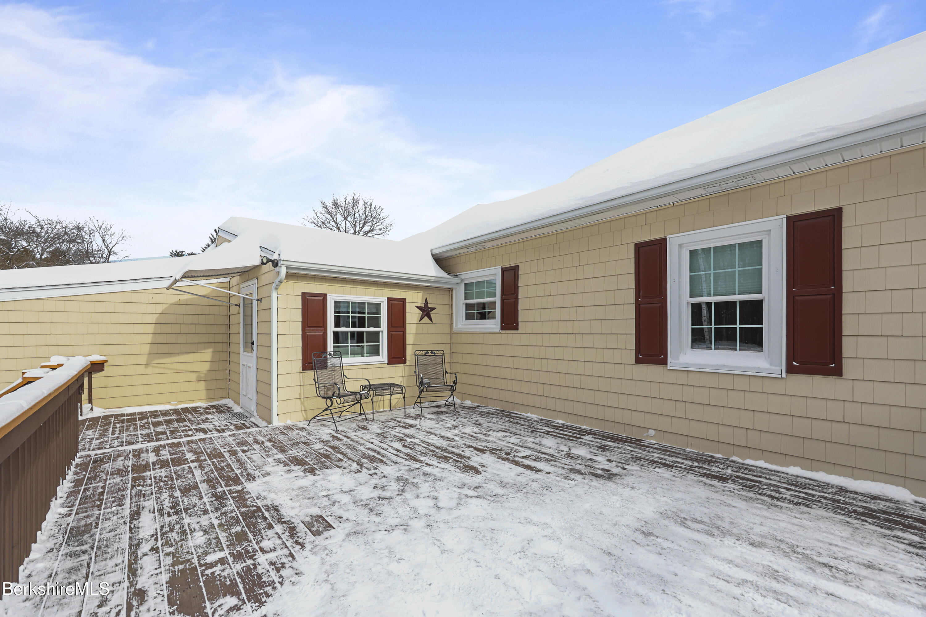 158 Eleanor Road Pittsfield, MA 01201 - Photo 29 of 40 Large Deck