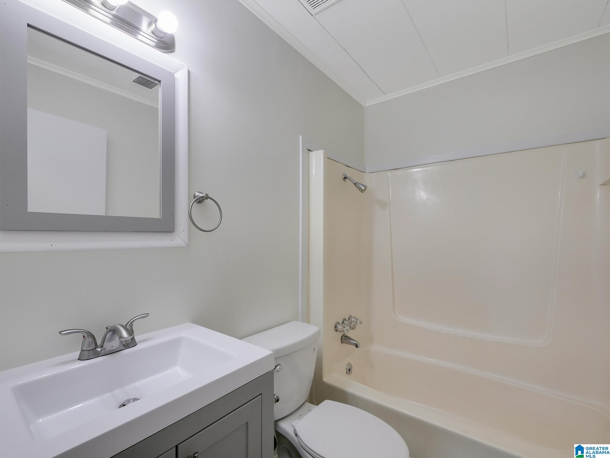 400 Mooney Road Columbiana, AL 35051 - Photo 7 of 13