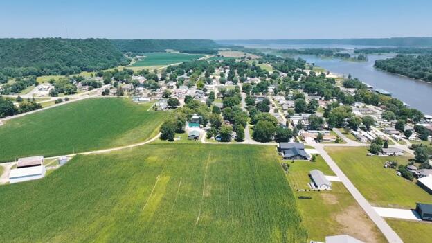 603 Sandy Pt Road Harpers Ferry, IA 52146 - Photo 2 of 7 Harpers Ferry
