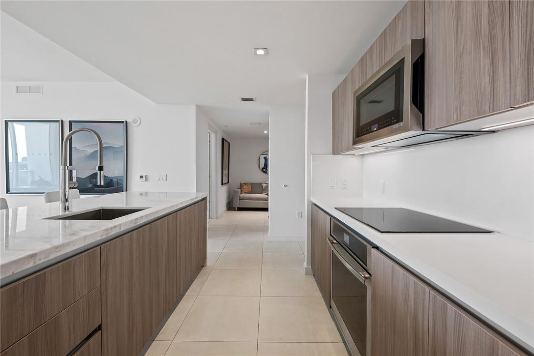 401 North Birch Road, Unit 812 Fort Lauderdale, FL 33304 - Photo 7 of 22 Photo 7