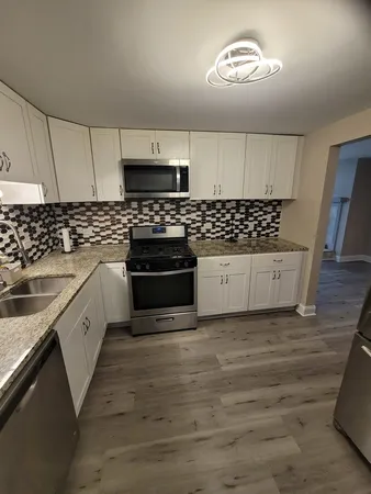 $240,000 | 171 Frederick Drive, Chicago Heights, IL 60411