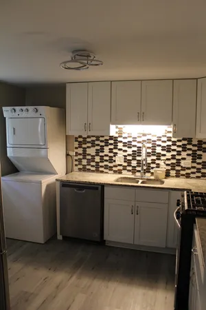 $240,000 | 171 Frederick Drive, Chicago Heights, IL 60411