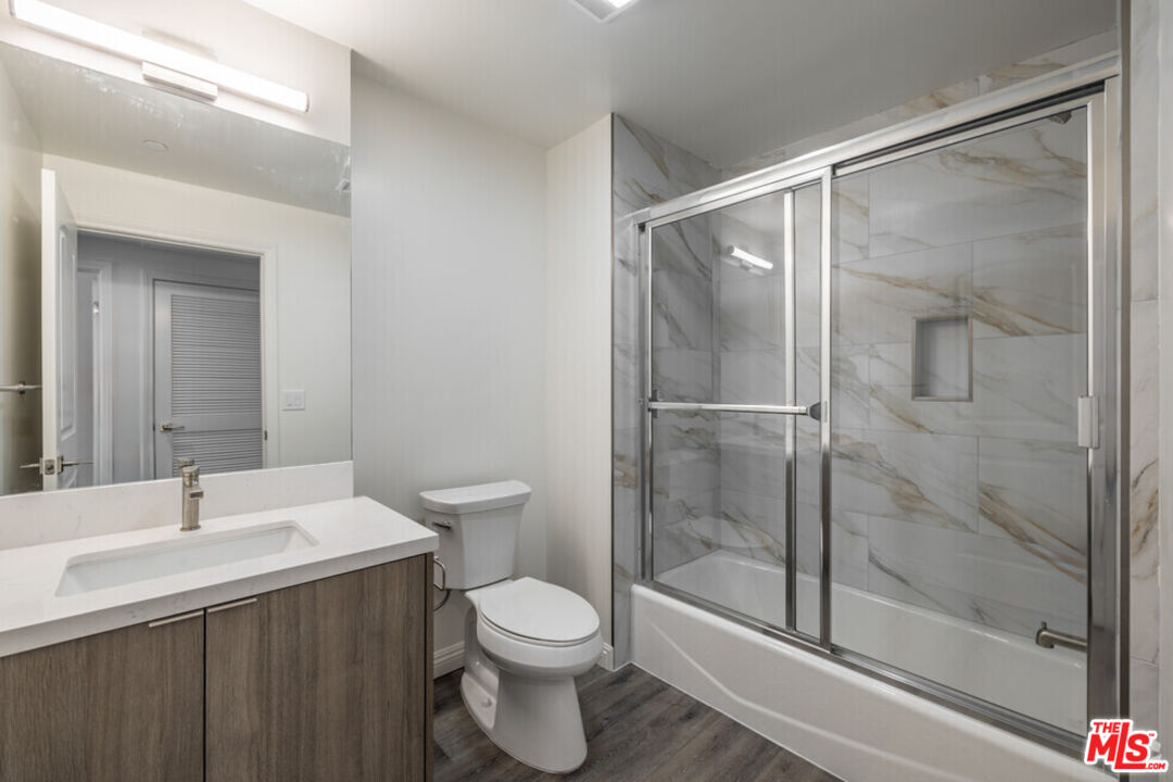 10132 Commerce Avenue Tujunga, CA 91042 - Photo 27 of 31