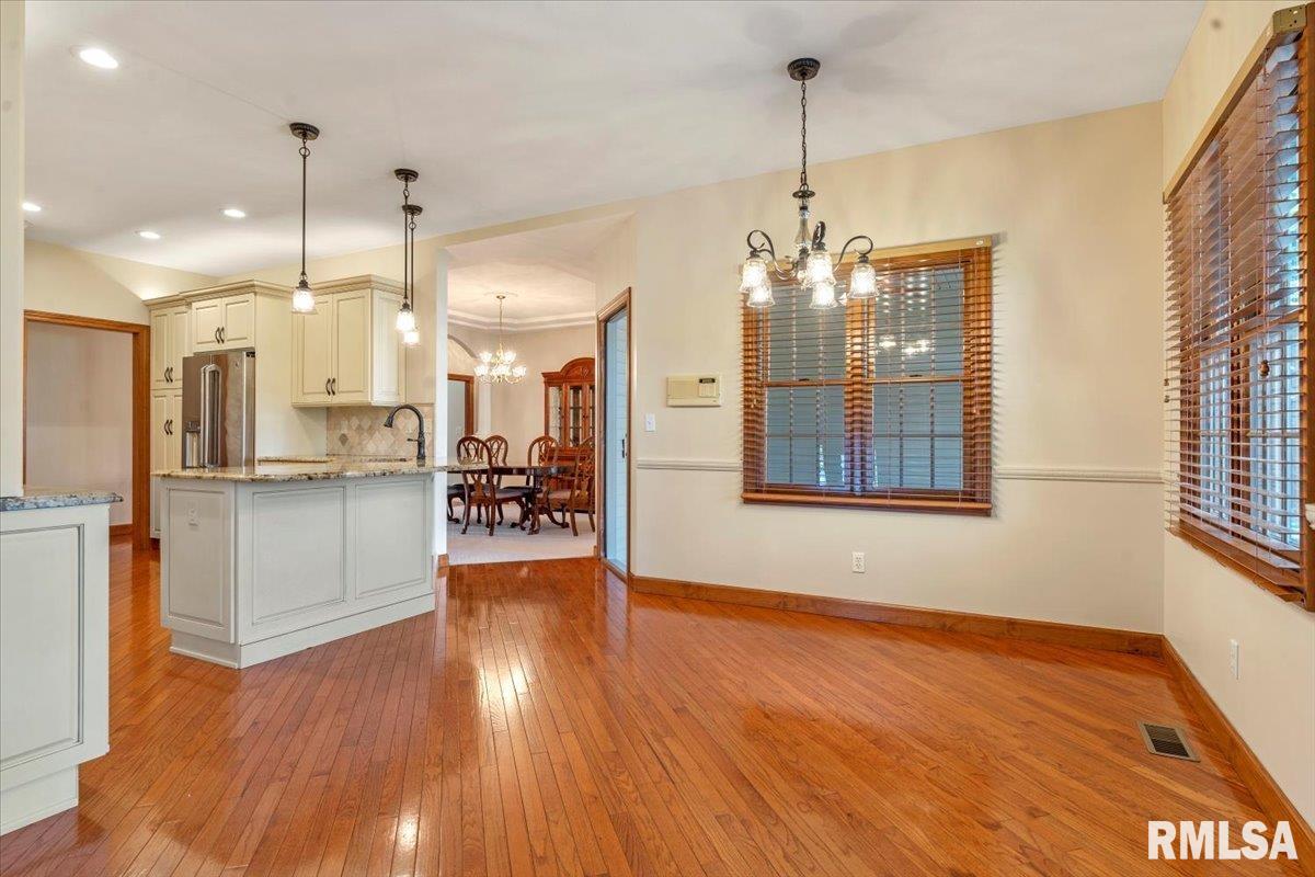 26 Georgetowne Road Sherman, IL 62684 - Photo 12 of 44 Gallery Image 12