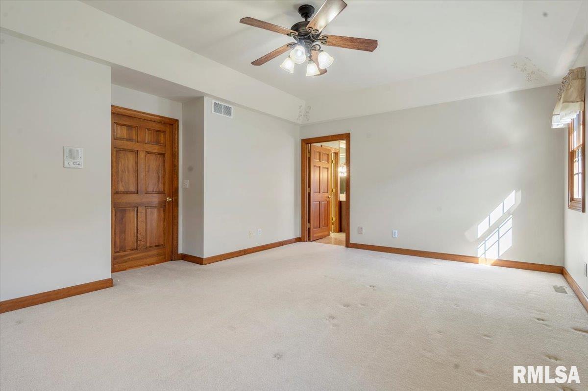 26 Georgetowne Road Sherman, IL 62684 - Photo 18 of 44 Gallery Image 18