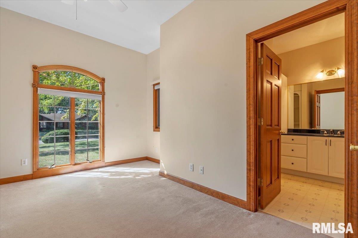 26 Georgetowne Road Sherman, IL 62684 - Photo 24 of 44 Gallery Image 24