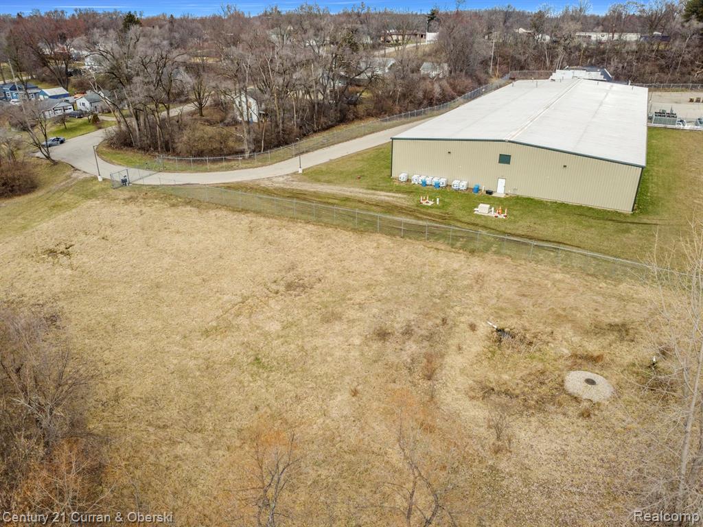 1139 South Dettman Road Jackson, MI 49203 - Photo 12 of 19
