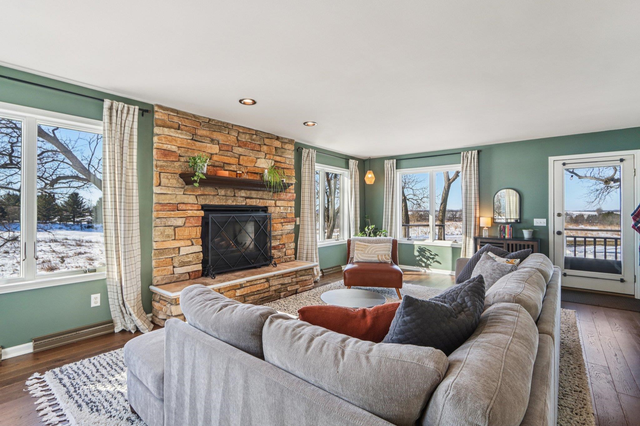 7983 Maurer Road Verona, WI 53593 - Photo 7 of 87