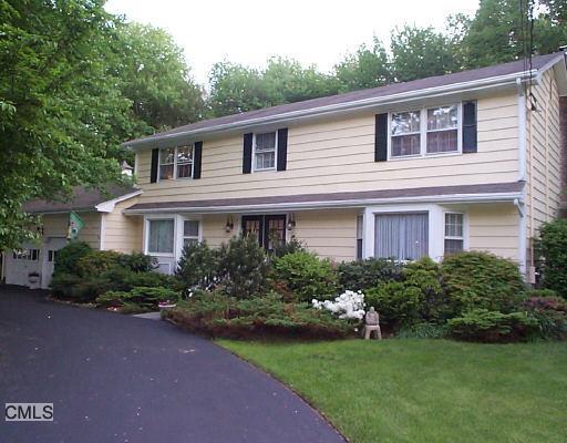 40 Inca Drive Trumbull, CT 06611 - Photo 1 of 1 Gallery Image 1
