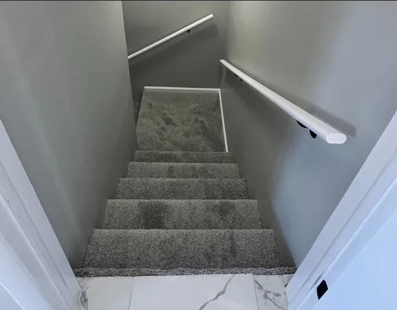 $649,900 | 940 Tanglewood Drive, Wheeling, IL 60090