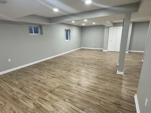 $649,900 | 940 Tanglewood Drive, Wheeling, IL 60090