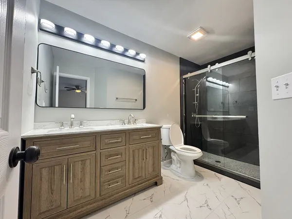 $649,900 | 940 Tanglewood Drive, Wheeling, IL 60090