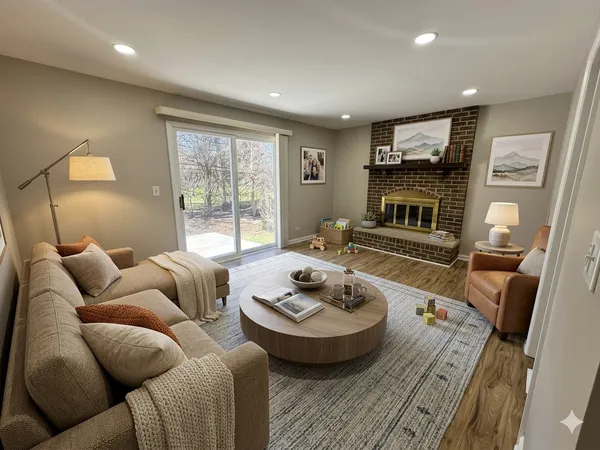 $649,900 | 940 Tanglewood Drive, Wheeling, IL 60090