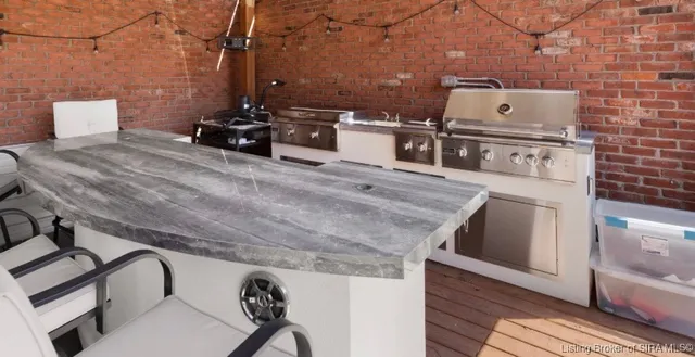 $765,000 | 12206 Bridgeway Court, Sellersburg, IN 47172