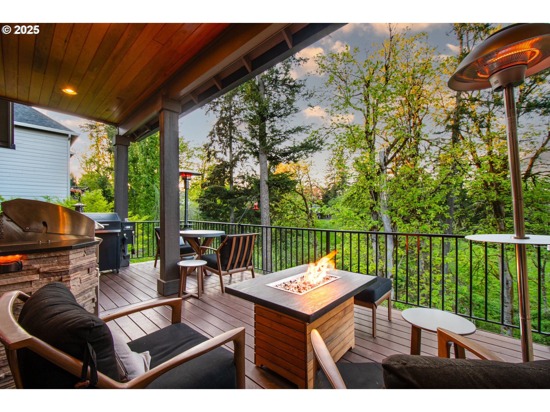 2215 Northwest 17th Avenue Camas, WA 98607 - Photo 19 of 48 a view of a chairs and table in the patio