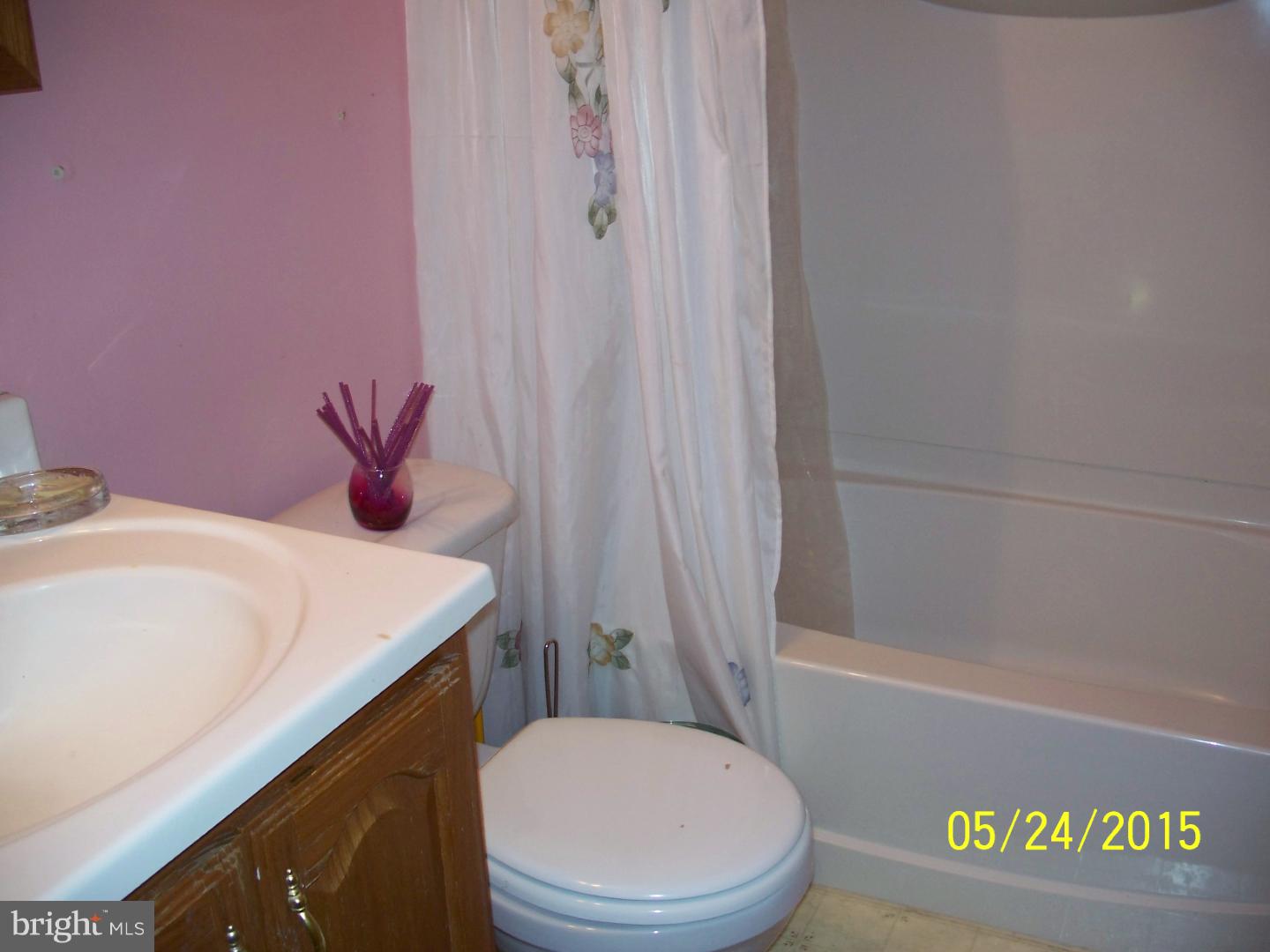28 Margin Road Levittown, PA 19056 - Photo 16 of 25 Gallery Image 16