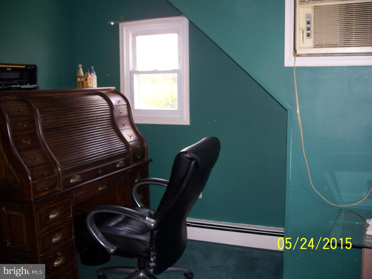 28 Margin Road Levittown, PA 19056 - Photo 19 of 25 Gallery Image 19