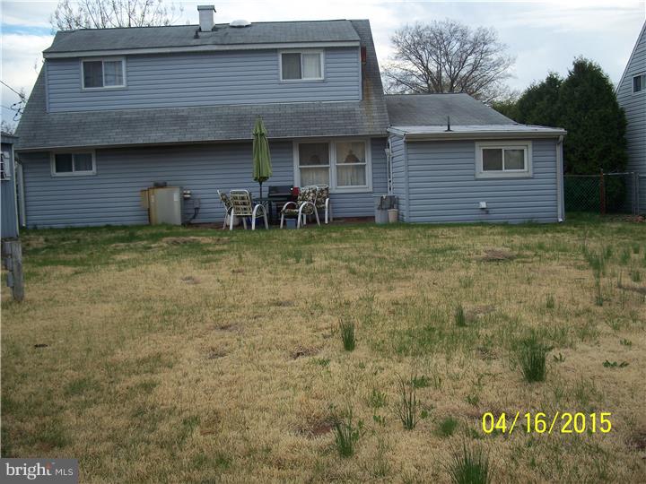 28 Margin Road Levittown, PA 19056 - Photo 3 of 25 Gallery Image 3