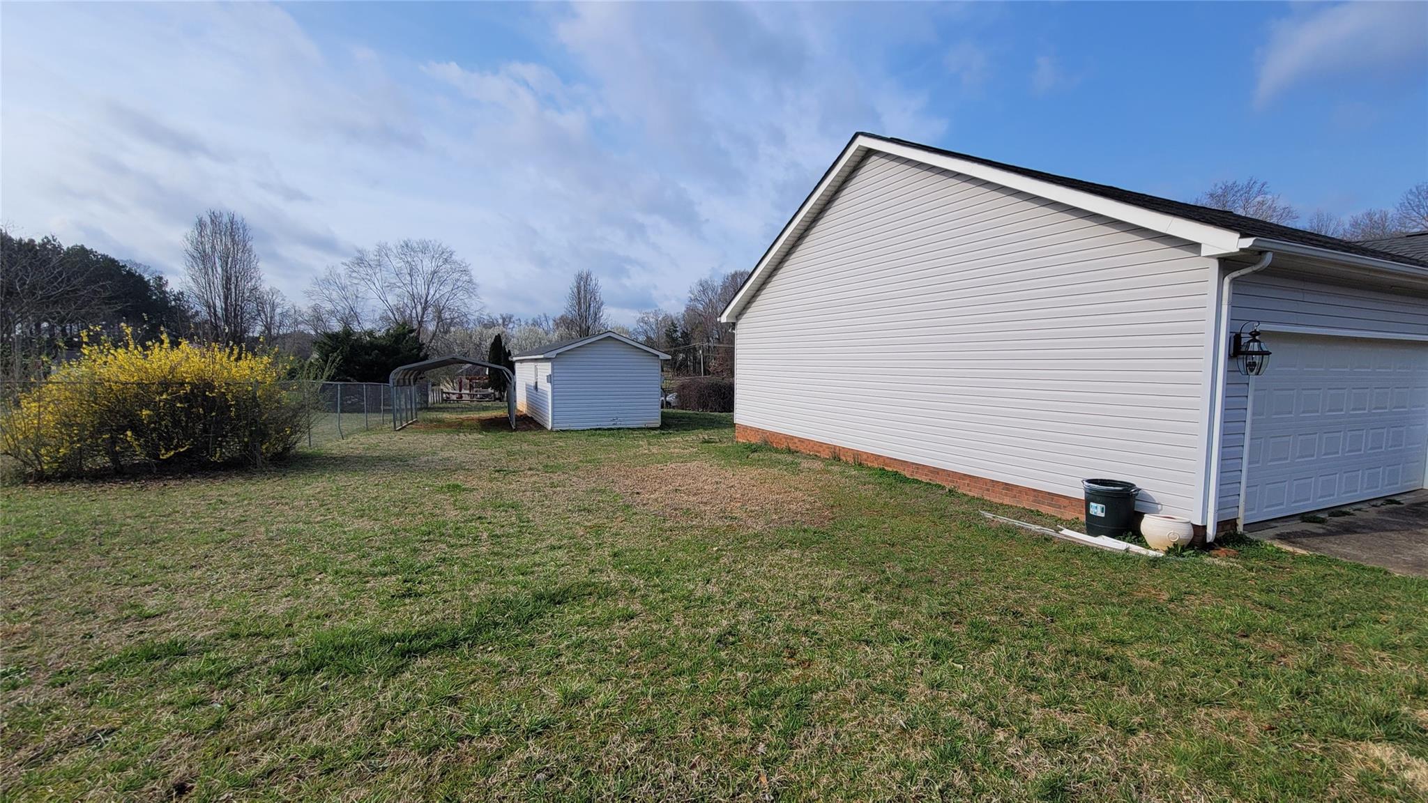 6492 State Rd S-46-27, Unit 5 Clover, SC 29710 - Photo 8 of 25 Gallery Image 8