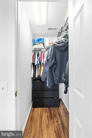 $2,300 | 1130 Huntmaster Terrace Northeast, Unit 201, Leesburg, VA 20176