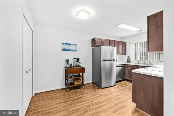 $2,300 | 1130 Huntmaster Terrace Northeast, Unit 201, Leesburg, VA 20176