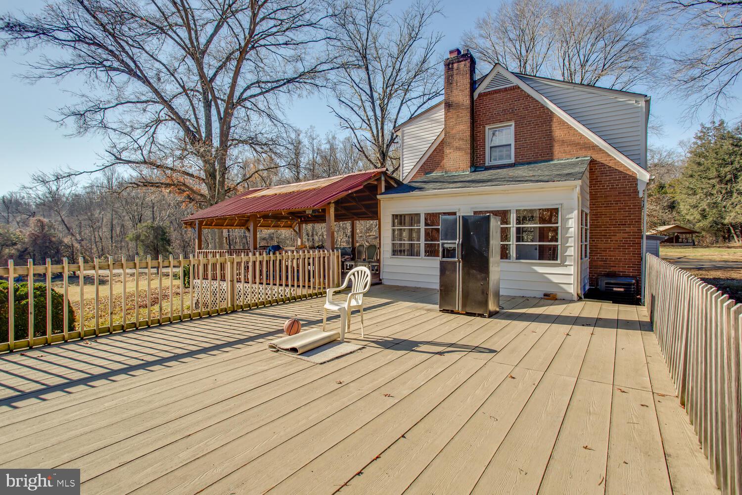 12604 Gallahan Road Clinton, MD 20735 - Photo 4 of 58