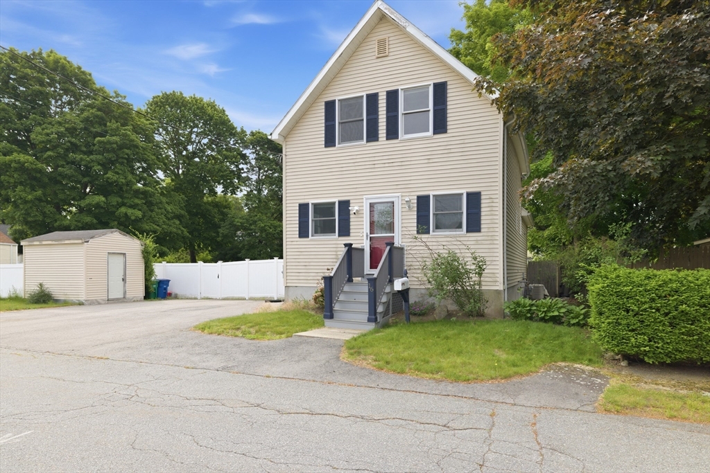 16 Elm Street Reading, MA 01867 - Photo 2 of 42