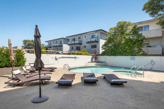 110 Park Road, Unit 108 Burlingame, CA 94010 - Photo 26 of 27 a view of pool table and chairs