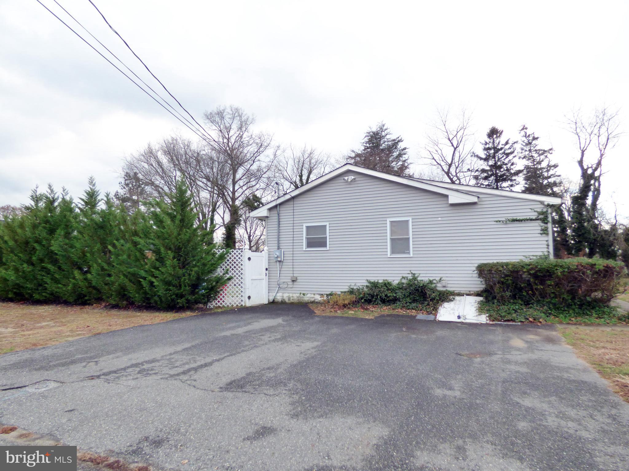 141 South Dupont Road Carneys Point, NJ 08069 - Photo 8 of 42 Gallery Image 8
