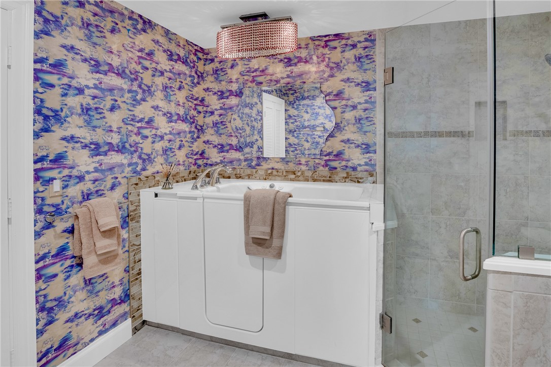 1903 Bay Road, Unit 205 Vero Beach, FL 32963 - Photo 22 of 36