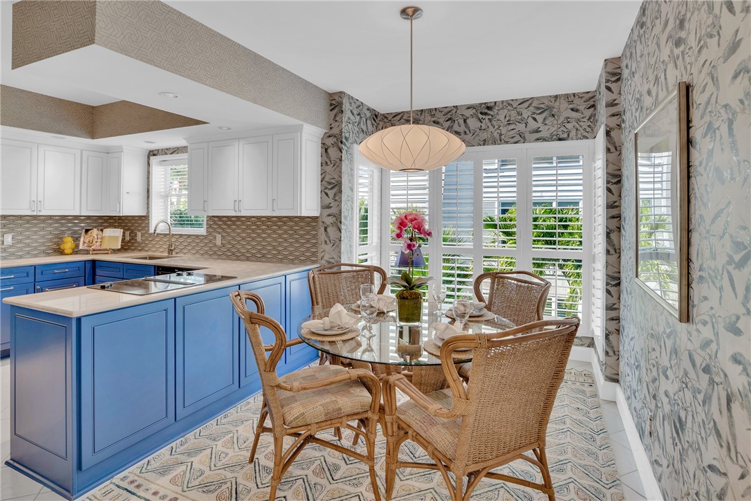 1903 Bay Road, Unit 205 Vero Beach, FL 32963 - Photo 4 of 36