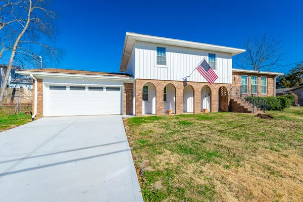 $339,900 | 1112 Park Forrest Drive, Fort Oglethorpe, GA 30742