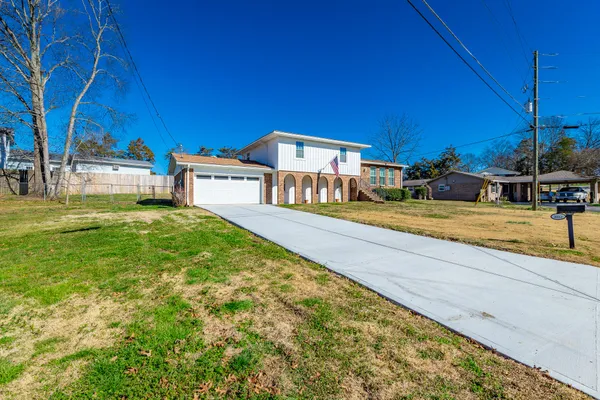 $339,900 | 1112 Park Forrest Drive, Fort Oglethorpe, GA 30742