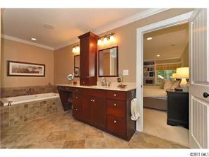 5822 Creola Road Charlotte, NC 28270 - Photo 10 of 16 Gallery Image 10