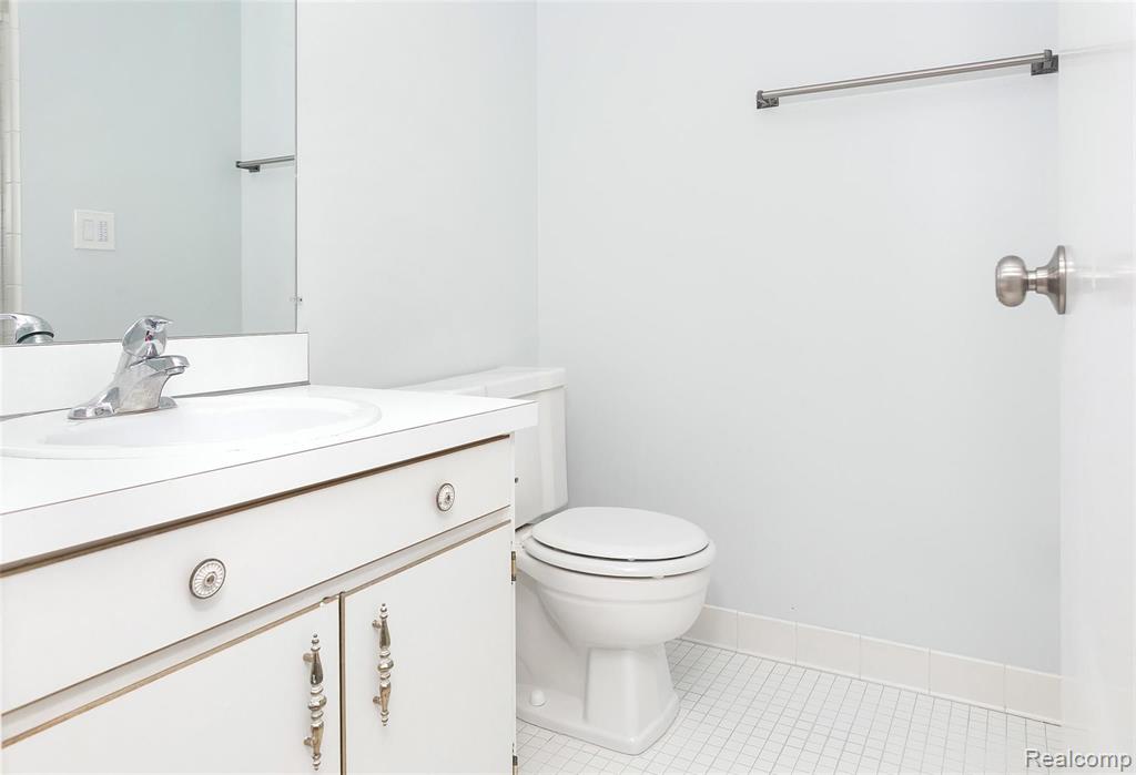 32257 Southfield Road Beverly Hills, MI 48025 - Photo 26 of 32