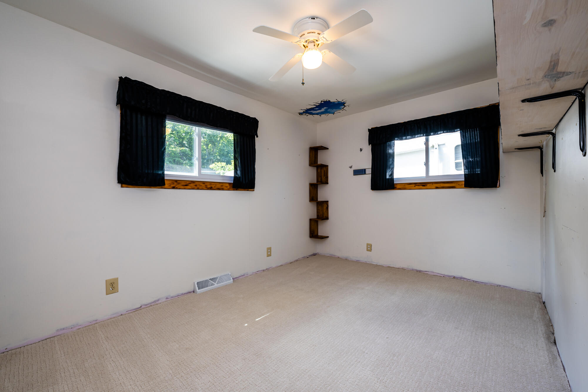 8006 Forest Beach Road Watervliet, MI 49098 - Photo 10 of 29 Forest Beach-112