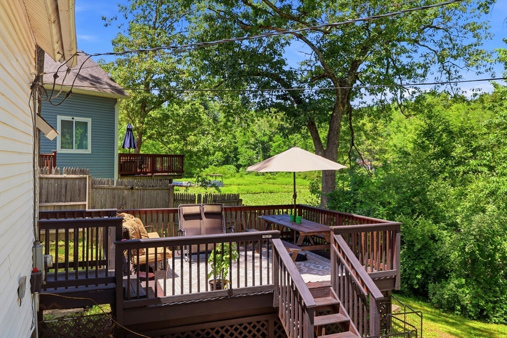 85 Otter Point Road Westfield, MA 01085 - Photo 19 of 40
