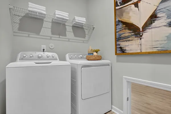 $308,500 | 1943 Deercreek Drive, Manning, SC 29102