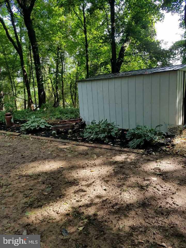 4625 Fake Road York, PA 17406 - Photo 7 of 28 Gallery Image 7