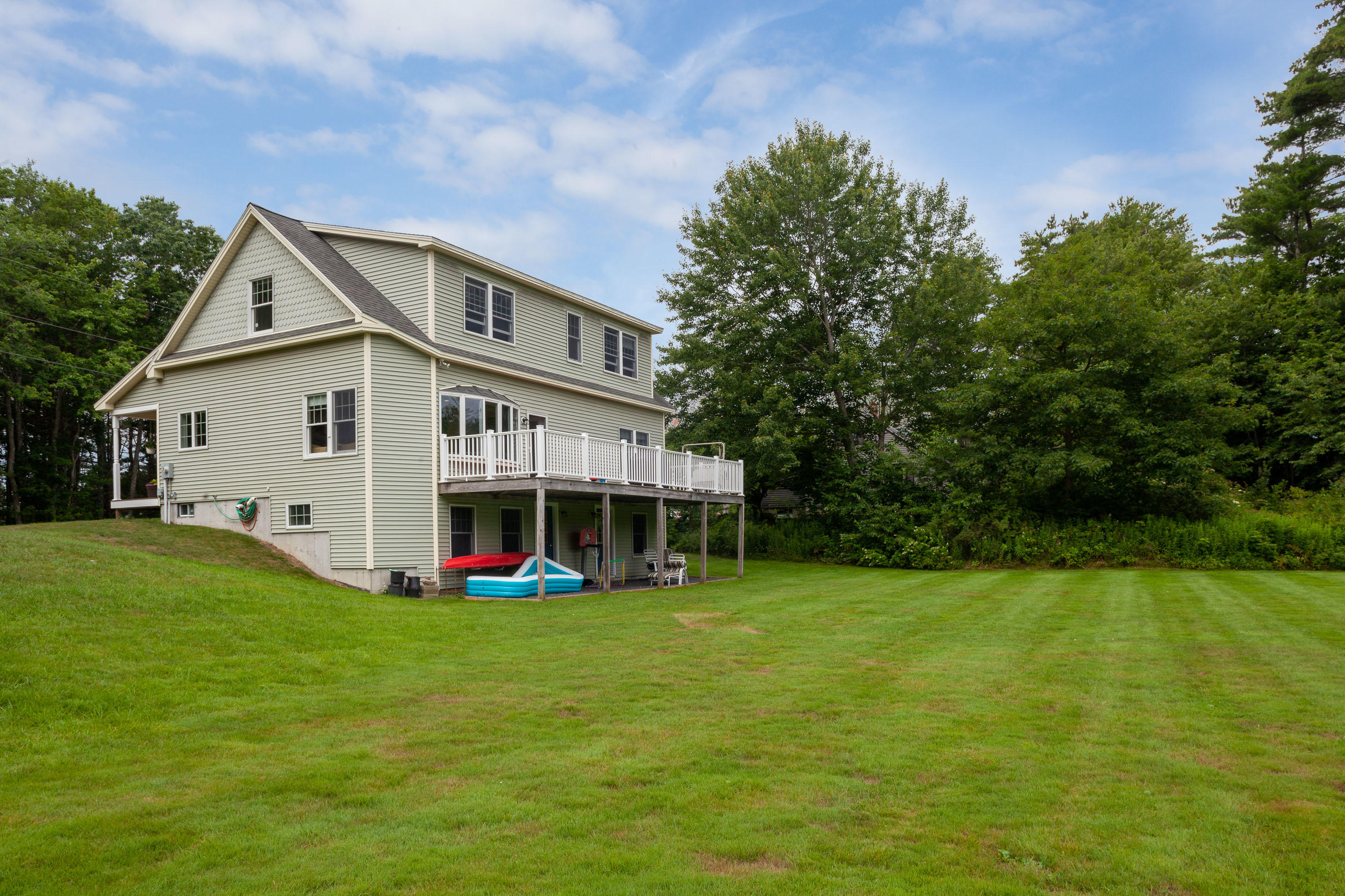 10 Old Cape Road Kennebunkport, ME 04046 - Photo 2 of 26 Side yard