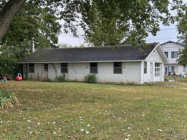 $139,500 | 229 North 1st Street, Vandalia, IL 62471