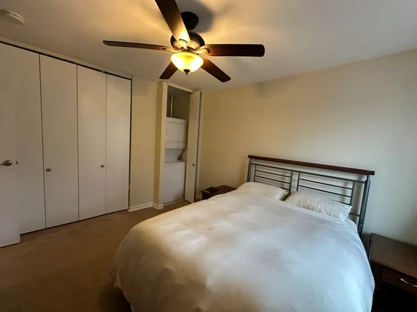 $1,650 | 5821 Oakwood Drive, Unit F, Lisle, IL 60532